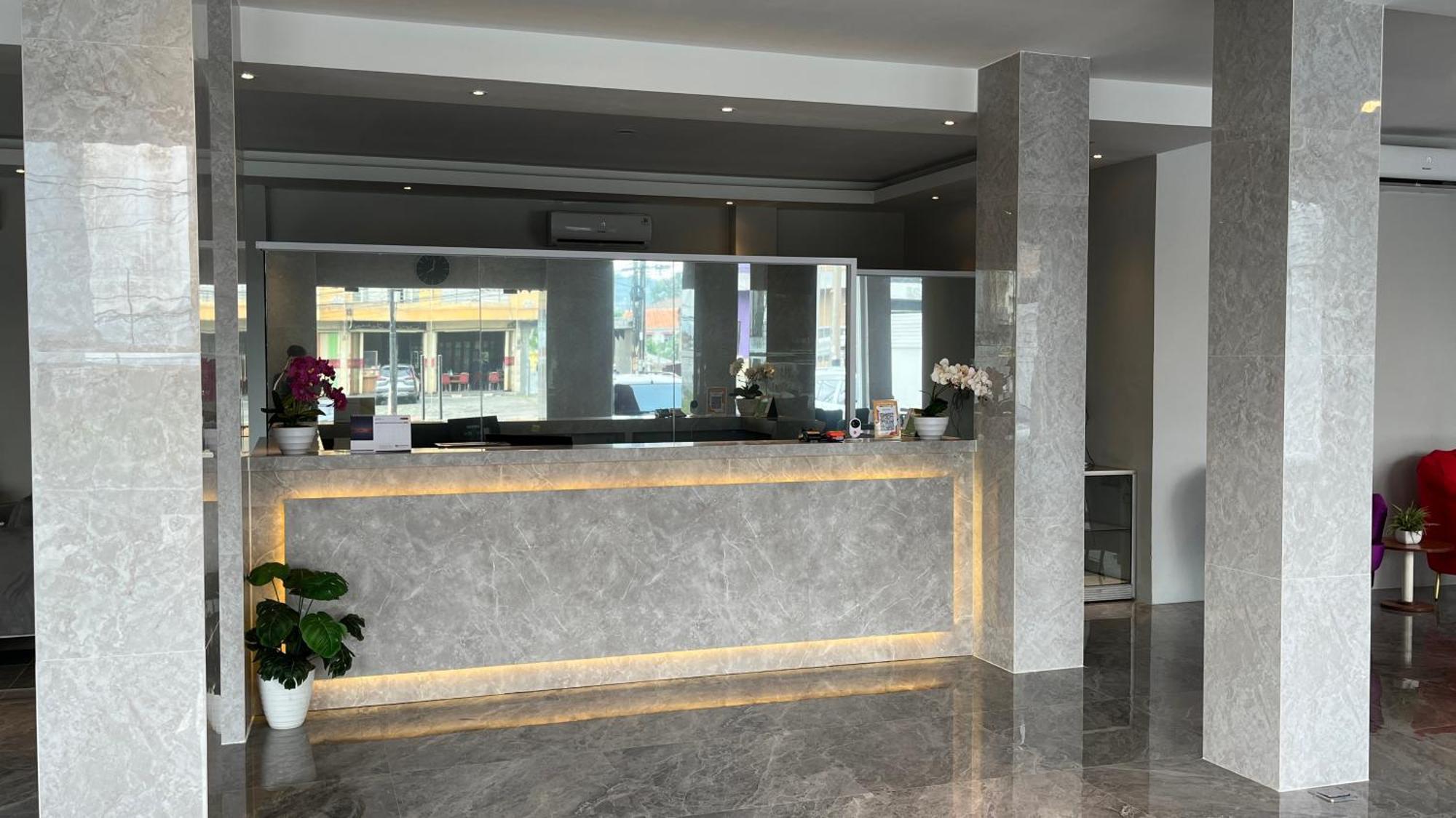 Reddoorz Premium At Jalan Diponegoro Lampung Hotel Bandar Lampung Exterior photo